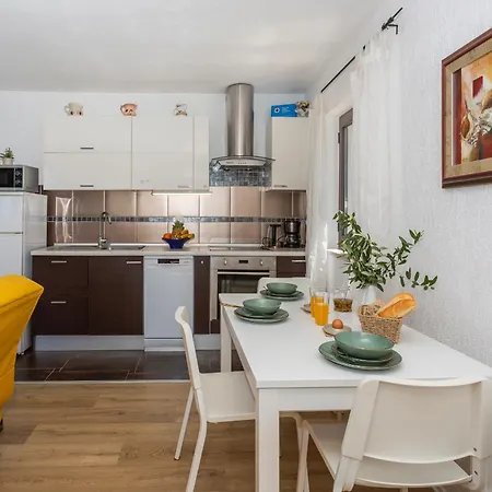 Baldigara By El-pi Tours Apartment Njivice