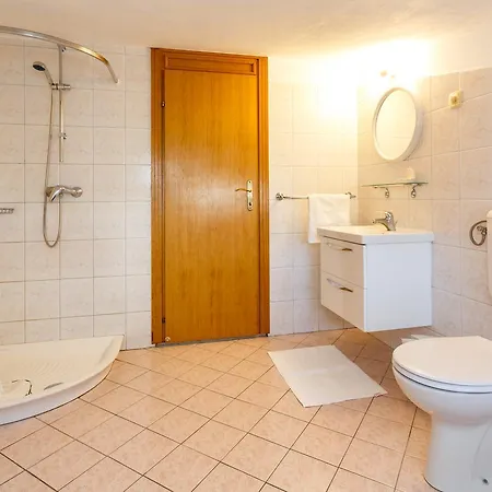 Baldigara By El-pi Tours דירה *