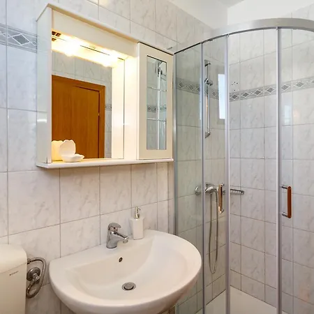 Baldigara By El-pi Tours * נייביצה